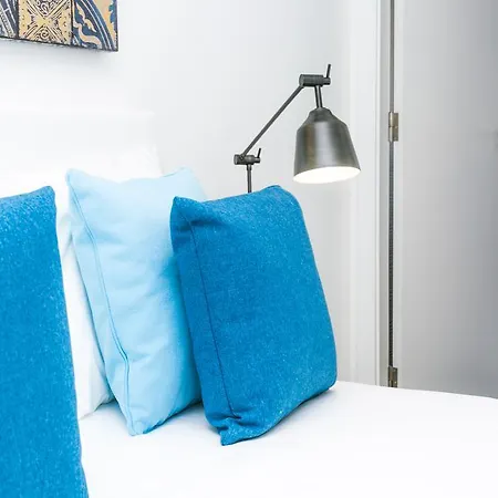 Liiiving In | Cosy Experience * 포르투