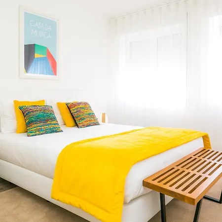 Liiiving In | Cosy Experience *