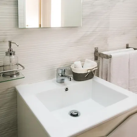 Hotel Liiiving In | Cosy Experience