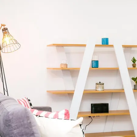 Apartment Liiiving In | Cosy Experience
