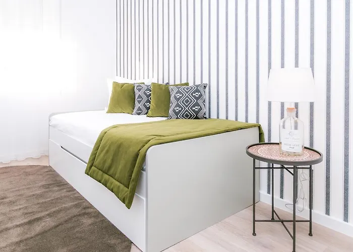 Liiiving In | Cosy Experience