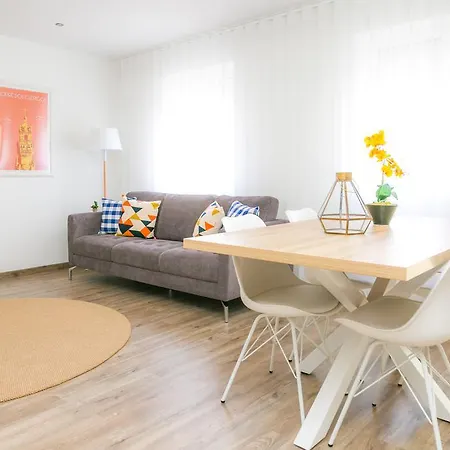 Liiiving In | Cosy Experience Porto